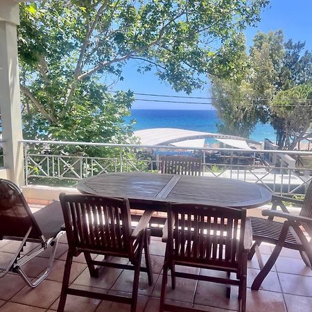 Chloe'S Sunrise Beach House Villa Atena Exterior foto